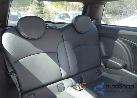 2009 Mini Cooper S из США, поврежденный, VIN WMWMF73509TW82466